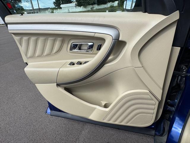 2015 Ford Taurus SEL