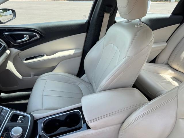 2015 Chrysler 200 C