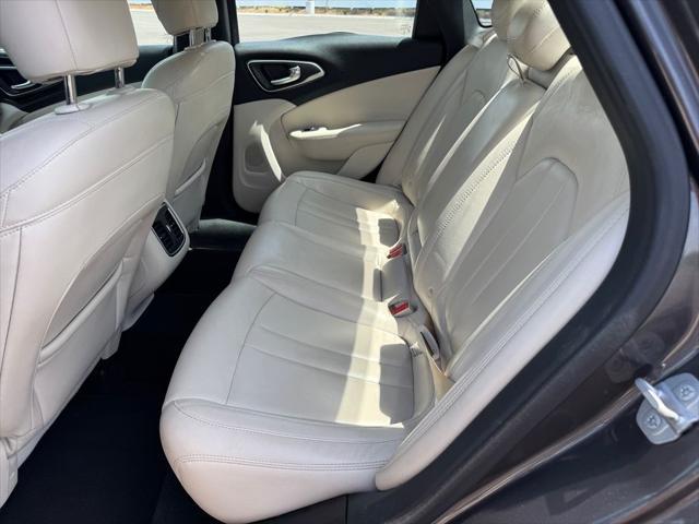 2015 Chrysler 200 C