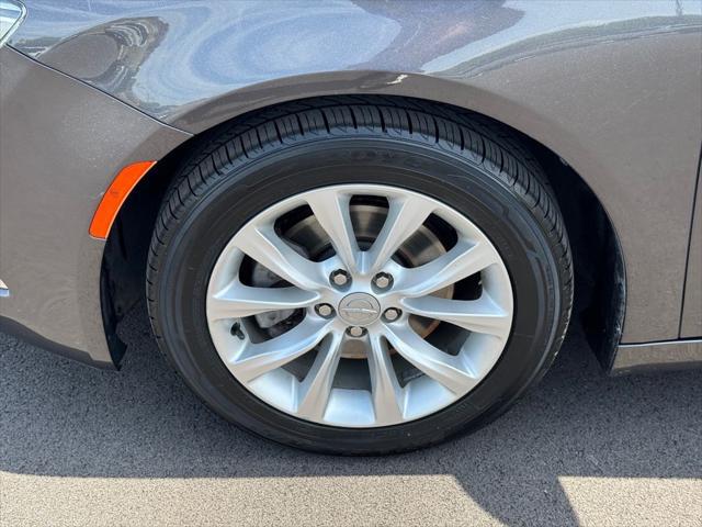 2015 Chrysler 200 C