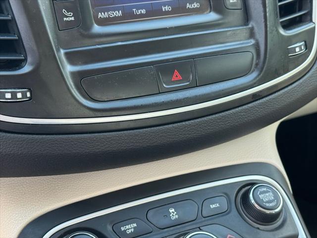 2015 Chrysler 200 C