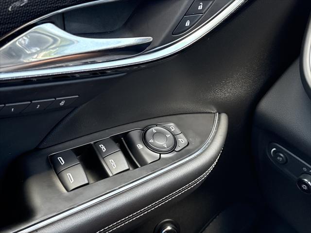 2023 Buick Envision Essence FWD