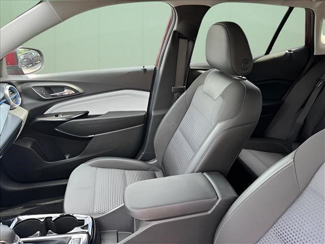 2024 Chevrolet Trax FWD LT