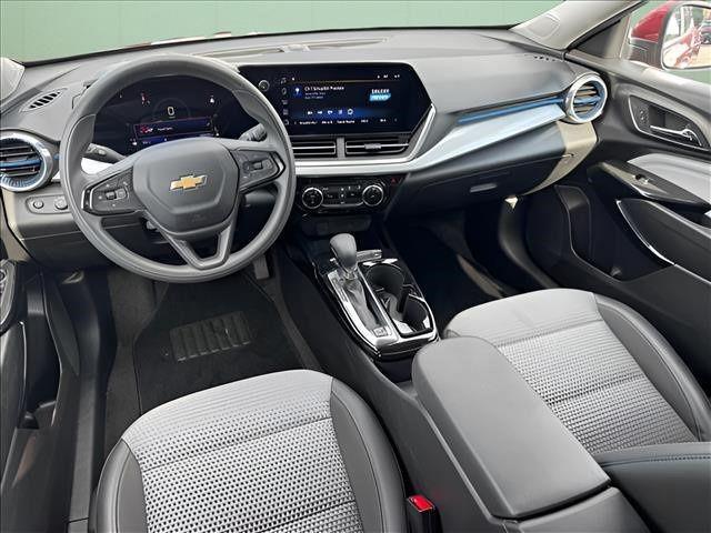2024 Chevrolet Trax FWD LT