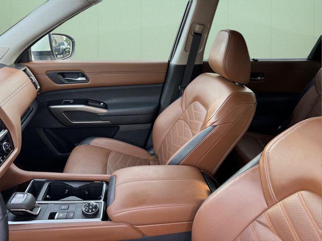 2023 Nissan Pathfinder Platinum 4WD