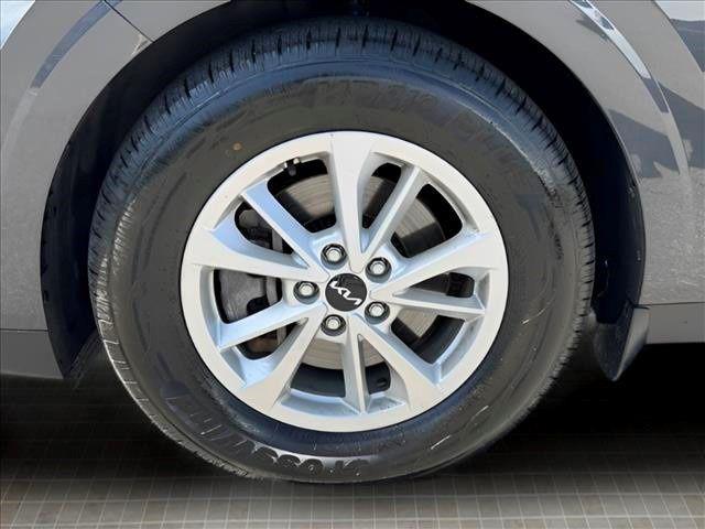 2022 Kia Carnival MPV LX Seat Package