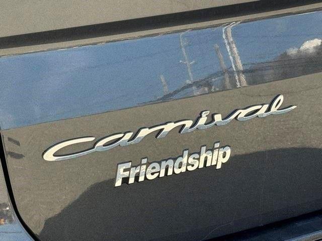 2022 Kia Carnival MPV LX Seat Package