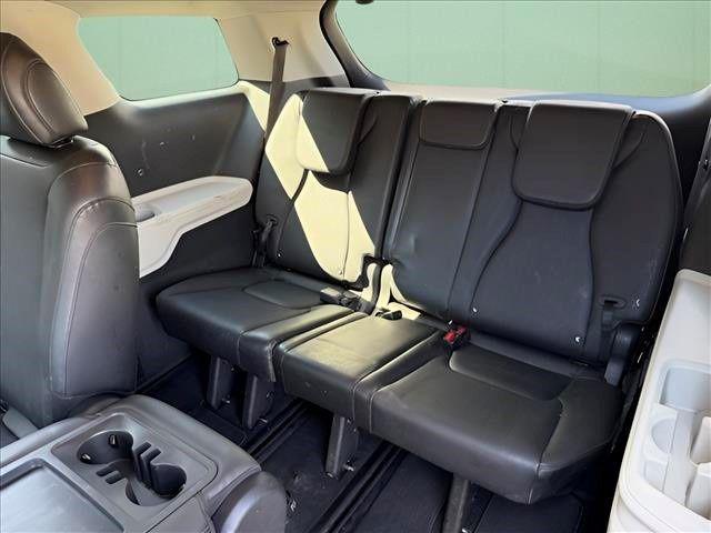 2022 Kia Carnival MPV LX Seat Package
