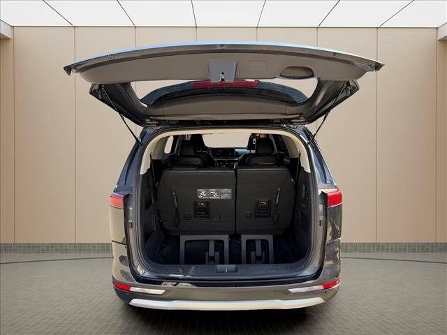 2022 Kia Carnival MPV LX Seat Package