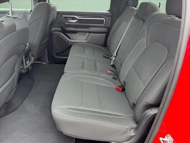 2025 Ram 1500 Big Horn Crew Cab 4x4 5'7" Box