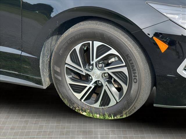 2023 Hyundai Sonata Hybrid Blue