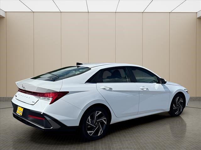 2025 Hyundai Elantra Hybrid Limited