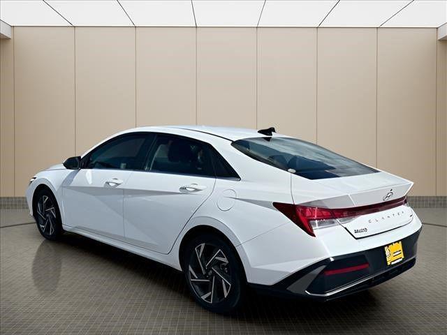2025 Hyundai Elantra Hybrid Limited