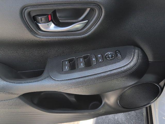 2023 Honda HR-V AWD LX