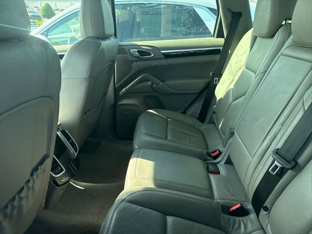 2012 Porsche Cayenne S