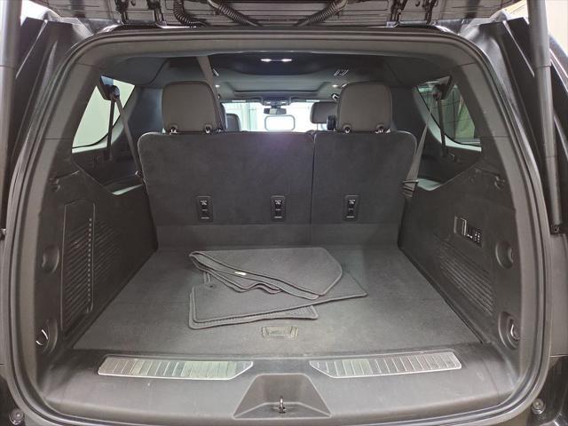 2021 Chevrolet Suburban 4WD RST