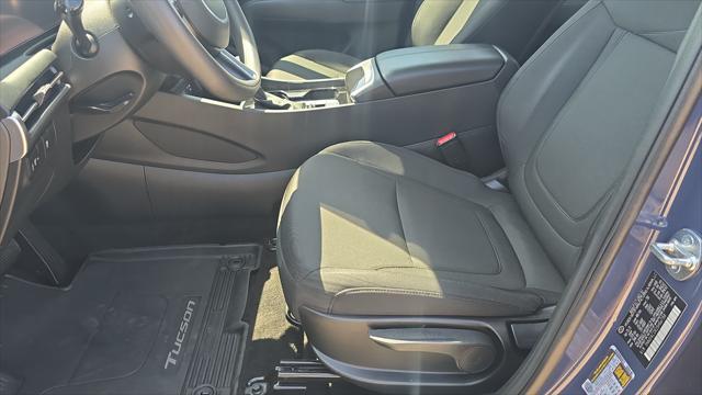 2025 Hyundai Tucson SE