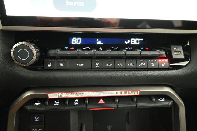 2026 Toyota Tundra Limited CrewMax 5.5' Bed
