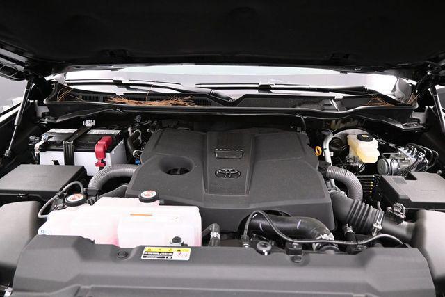 2026 Toyota Tundra Limited CrewMax 5.5' Bed