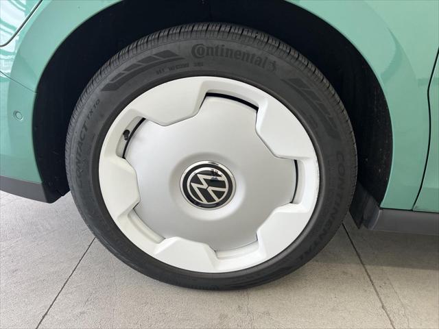 2025 Volkswagen ID. Buzz 1st Edition with 4MOTION