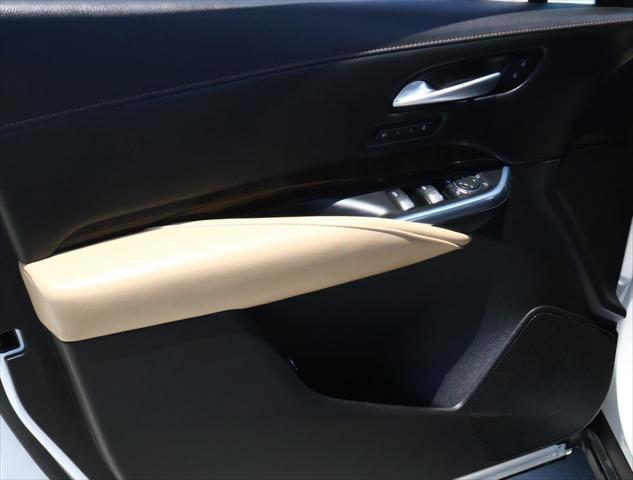 2024 Cadillac XT4 AWD Premium Luxury