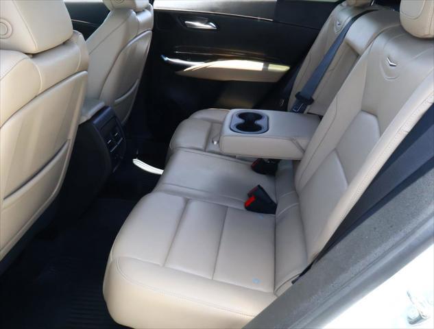 2024 Cadillac XT4 AWD Premium Luxury