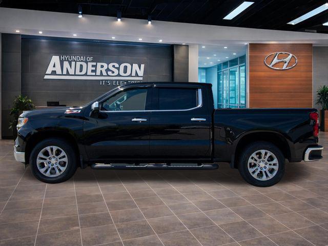 2022 Chevrolet Silverado 1500 4WD Crew Cab Short Bed LTZ