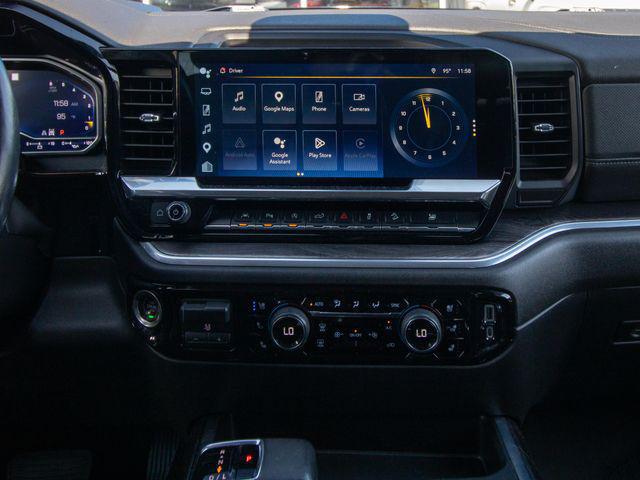 2022 Chevrolet Silverado 1500 4WD Crew Cab Short Bed LTZ