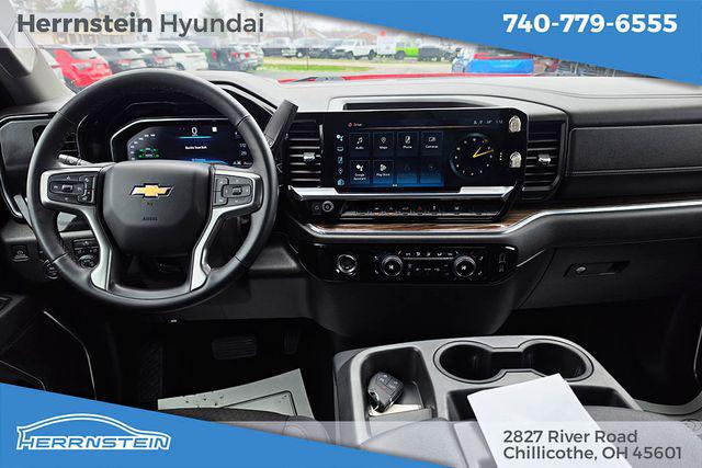 2023 Chevrolet Silverado 1500 4WD Crew Cab Short Bed LT with 2FL