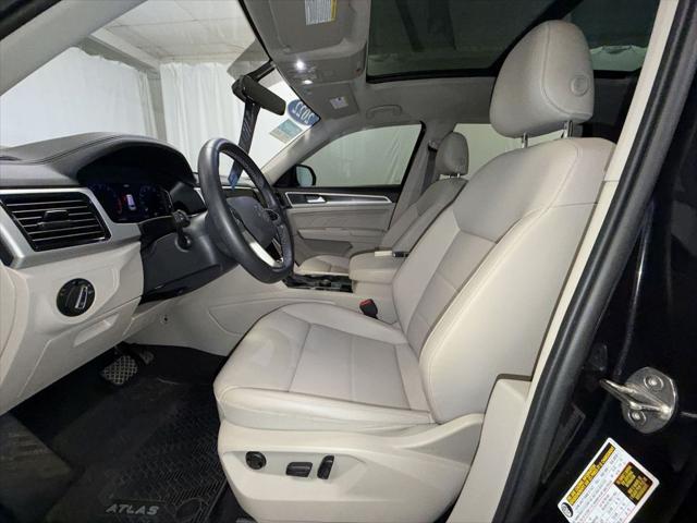 2022 Volkswagen Atlas 2.0T SE w/Technology