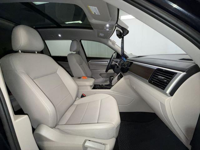 2022 Volkswagen Atlas 2.0T SE w/Technology