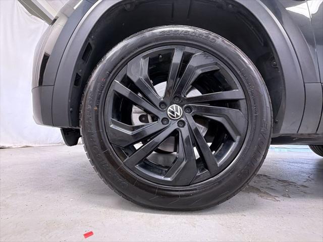 2022 Volkswagen Atlas 2.0T SE w/Technology