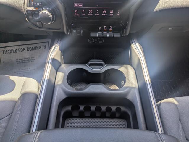 2026 Ram 1500 Big Horn Crew Cab 4x4 5'7" Box