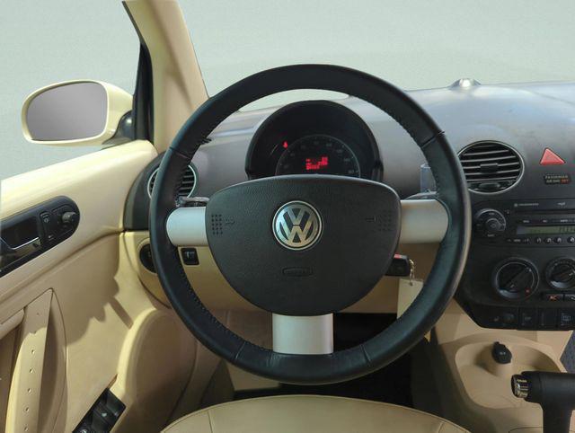 2008 Volkswagen New Beetle SE