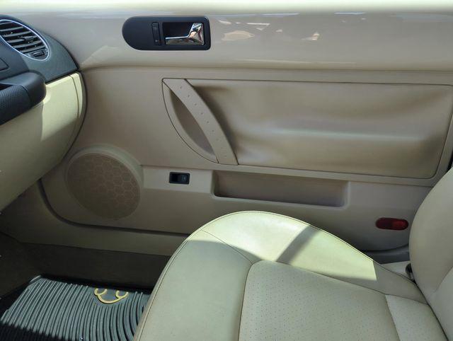 2008 Volkswagen New Beetle SE