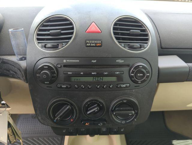 2008 Volkswagen New Beetle SE