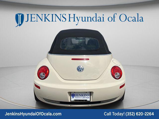 2008 Volkswagen New Beetle SE