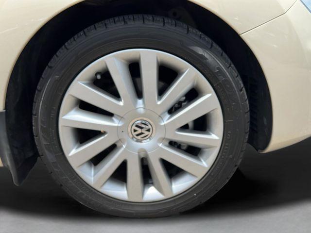 2008 Volkswagen New Beetle SE