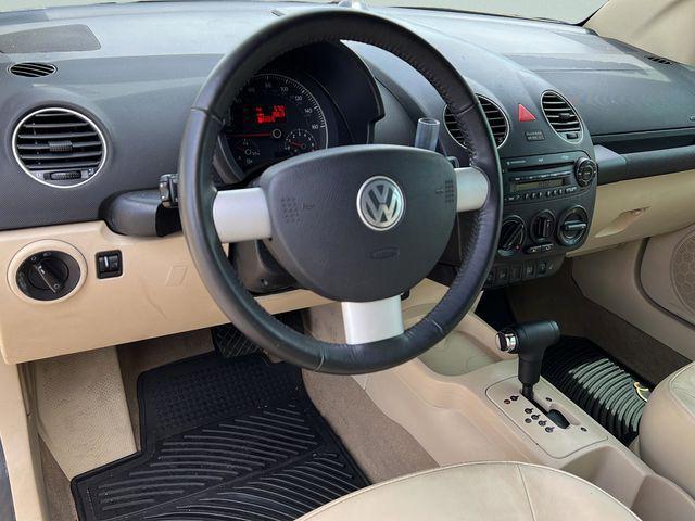 2008 Volkswagen New Beetle SE