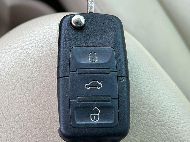 2008 Volkswagen New Beetle SE