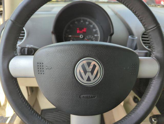 2008 Volkswagen New Beetle SE