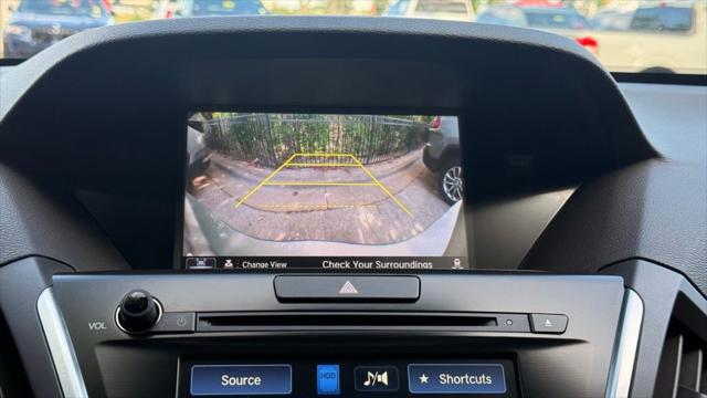 2017 Acura MDX w/Technology Package