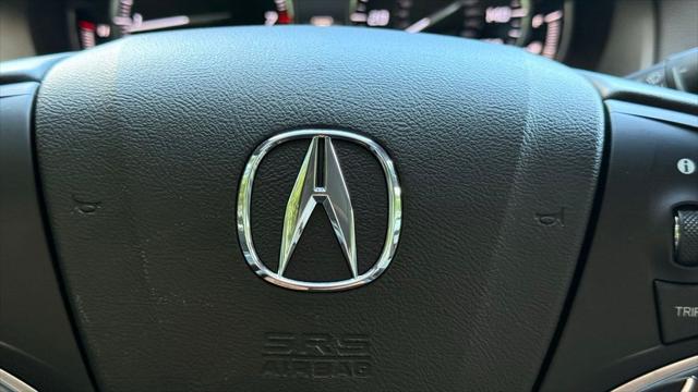 2017 Acura MDX w/Technology Package