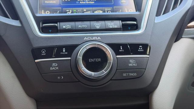 2017 Acura MDX w/Technology Package