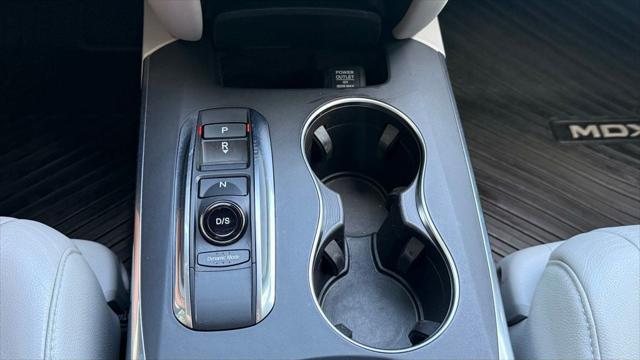 2017 Acura MDX w/Technology Package