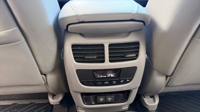 2017 Acura MDX w/Technology Package