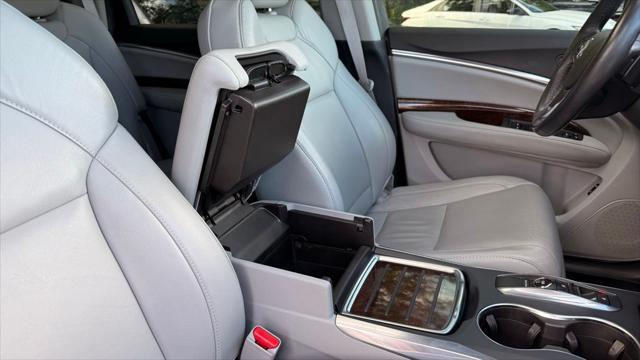 2017 Acura MDX w/Technology Package