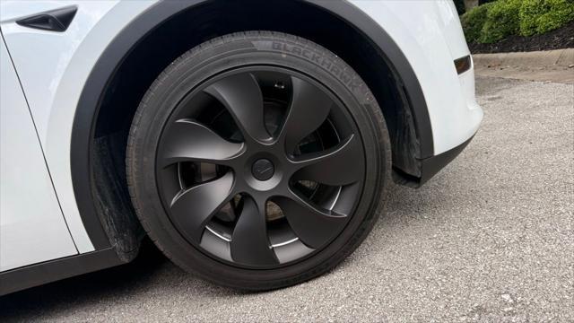 2024 Tesla Model Y Long Range Dual Motor All-Wheel Drive