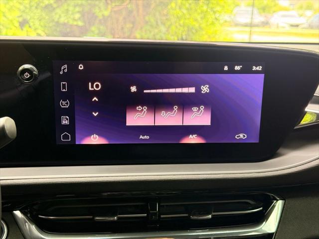 2026 Buick NV Sport Touring FWD