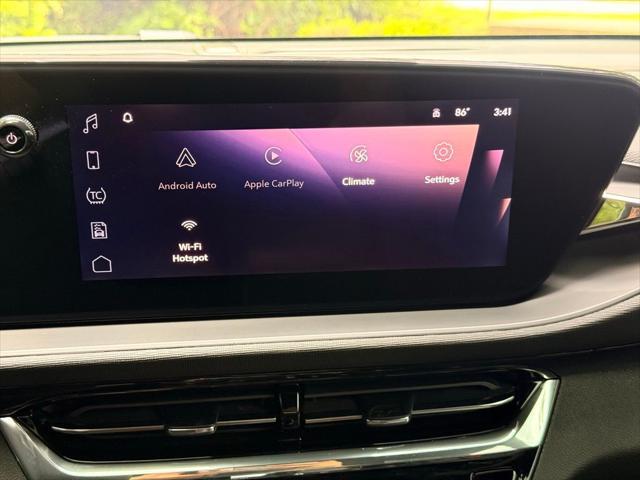 2026 Buick NV Sport Touring FWD